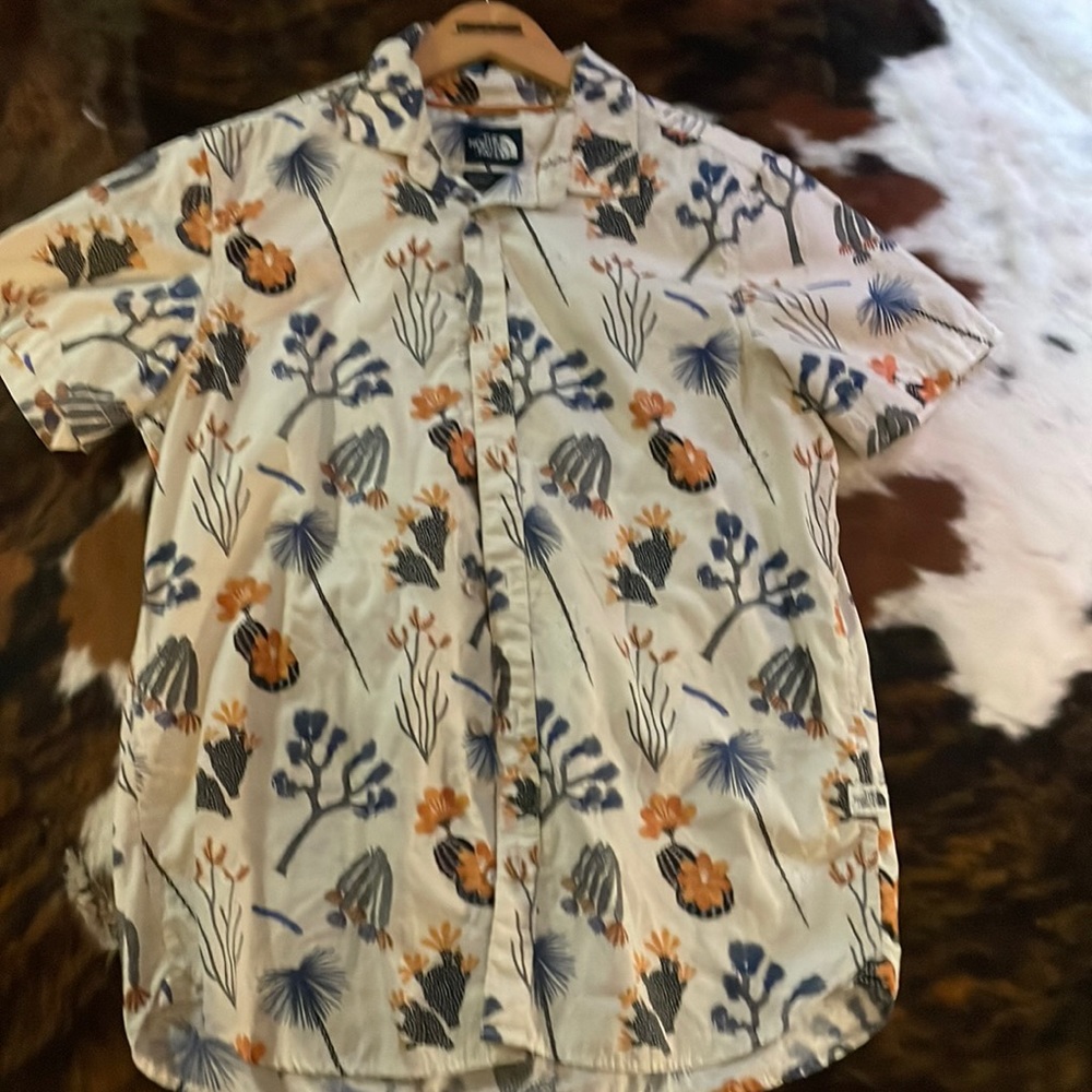 The north face button tee